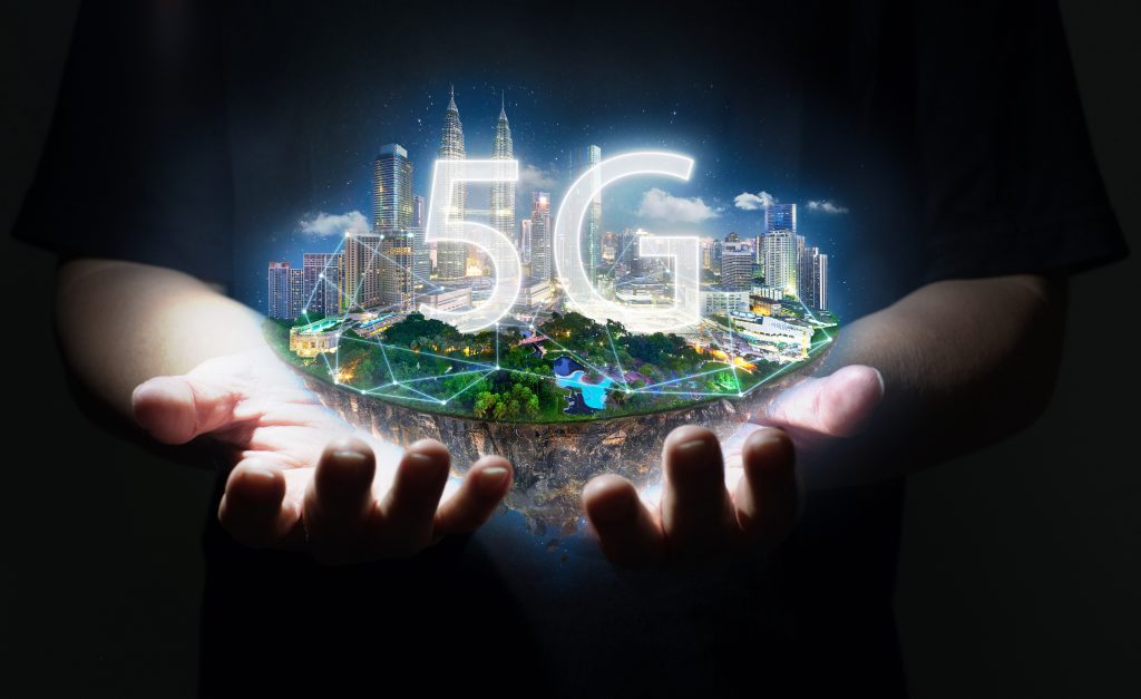 What are the disadvantages of 5G radiation on the environment